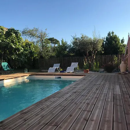 Des Oliviers Villa